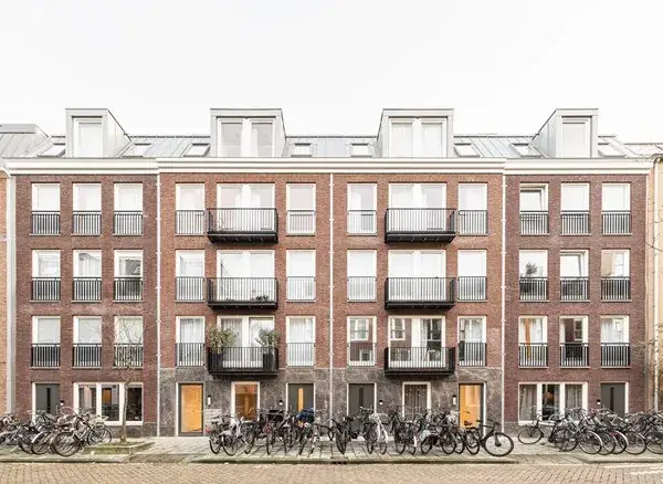 Apartment for rent: Sint Willibrordusstraat 105D, Van der Helstpleinbuurt Amsterdam