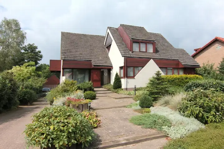 Detached house for sale: Sint Wirostraat 12, Sint Odiliënberg Sint Odiliënberg