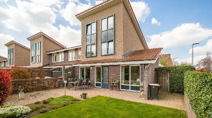 Corner house for sale: Slangemuur 2, Nijrees Almelo