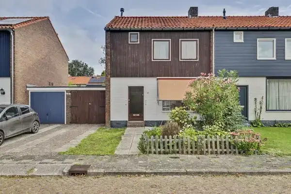 Hoekwoning te koop: Slauerhoffstraat 27, Dubbeldam-Noord Dordrecht