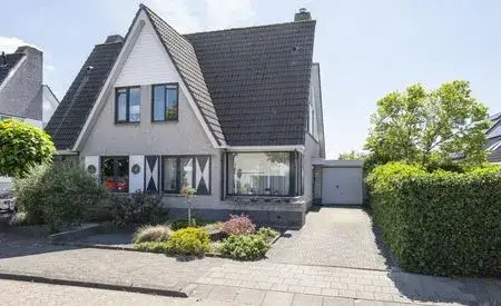 Corner house for sale: Sleedoornhof 2, Oostdonk Papendrecht
