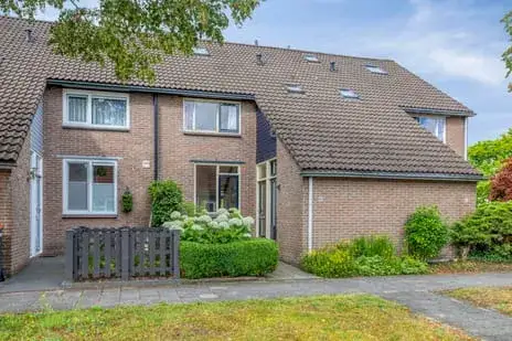 Tussenwoning te koop: Sleedoornweg 90, Winschoten-Bomenbuurt Winschoten