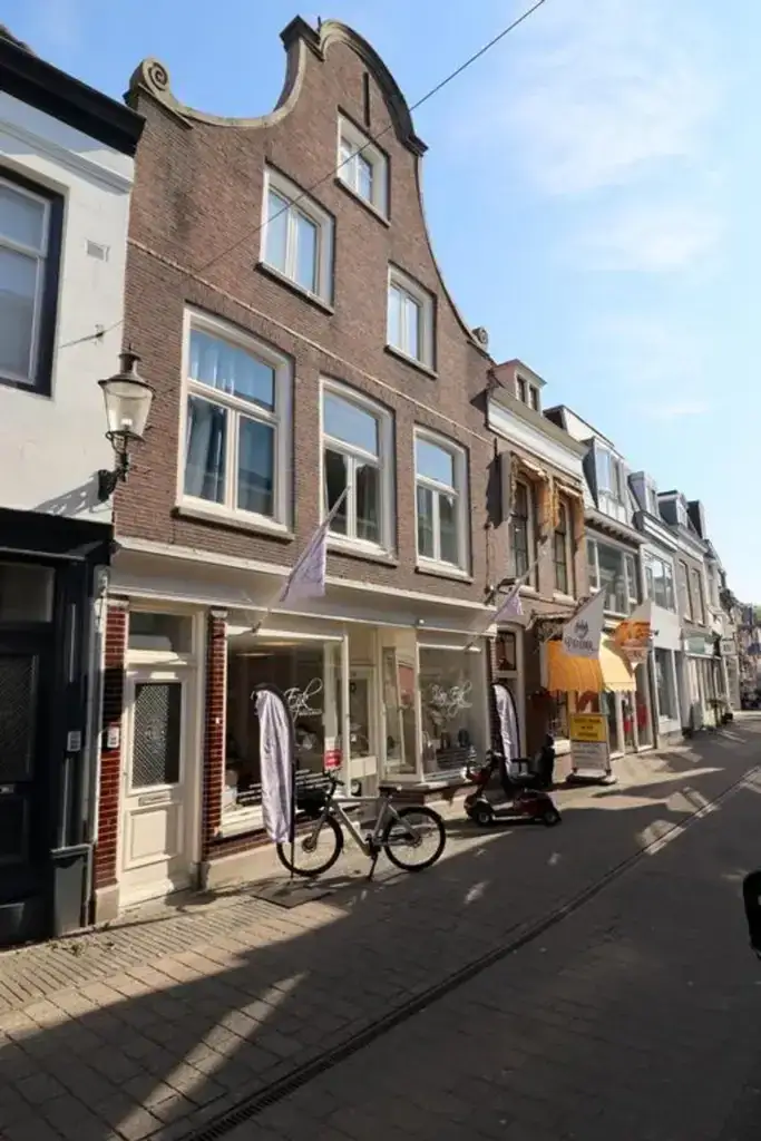 Studio te huur: Slijkstraat 28B, Weesp Centrum Weesp