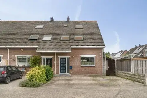 Hoekwoning te koop: Slufterplantsoen 79, Waterwijk West Almere