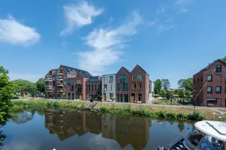 Hoekwoning te koop: Sluiseiland-Zuid 16, Sluiseiland Vianen (Ut)