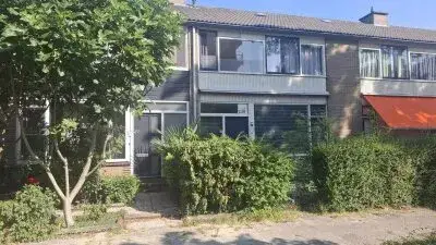 Terraced house for sale: Sluiskreek 115, Groot IJsselmonde Rotterdam