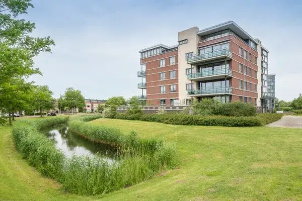 Appartement te koop: Sluisleede 2, Ter Leede Barendrecht