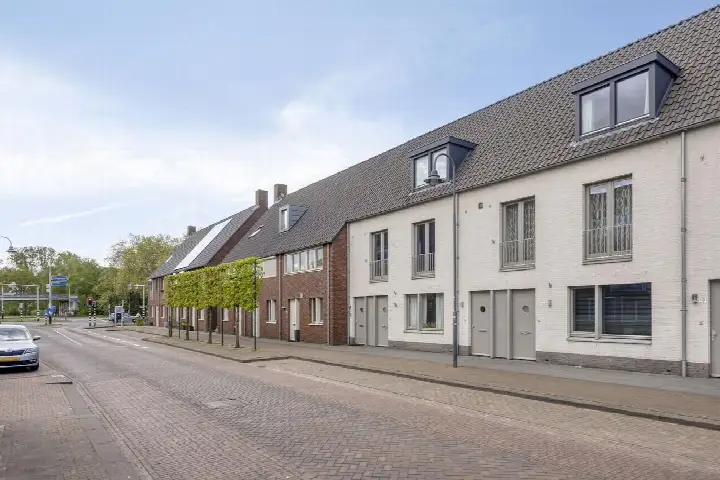 Appartement te koop: Sluisstraat 117, Bloemenwijk Veghel