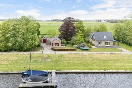 Vrijstaande woning te koop: Sluisweg 10, Oldeouwer Oldeouwer