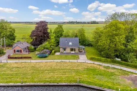 Vrijstaande woning te koop: Sluisweg 8, Oldeouwer Oldeouwer