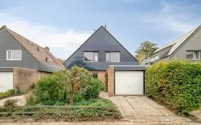 Detached house for sale: Smaragd 42, Edelsteenbuurt Berkel En Rodenrijs