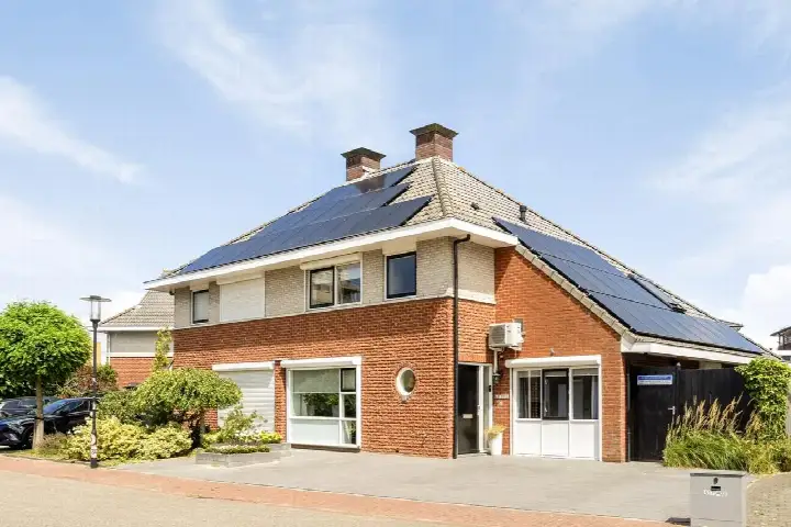 Twee-onder-één-kap te koop: Smaragdboog 4, Othene Terneuzen