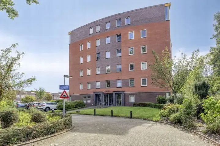 Apartment for sale: Smetanalaan 43C, Componistenbuurt Oost Assen