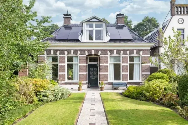 Vrijstaande woning te koop: Snekerstraat 31, Bolsward-Zuidoost Bolsward