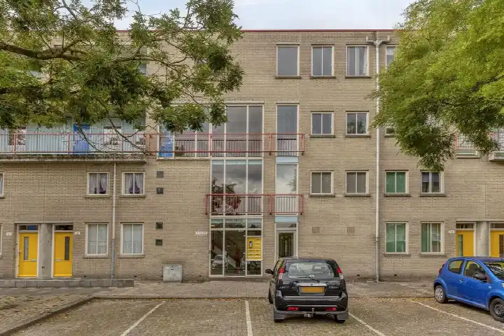 Appartement te koop: Snelfilterweg 129, De Esch Rotterdam