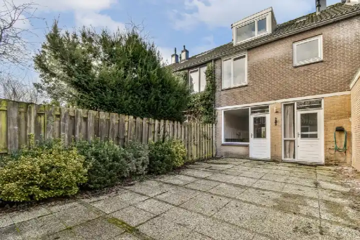 Terraced house for sale: snelleveldstraat 25, Reigersbos 4 Amsterdam