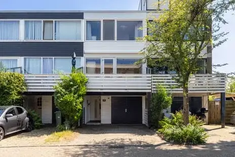 Terraced house for sale: Socratesstraat 144, Sprenkelaar Apeldoorn