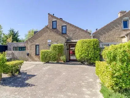 Tussenwoning te koop: Spaanse Galeien 9, Verspreide huizen Retranchement Retranchement