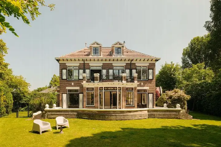 Vrijstaande woning te koop: Spaarnelaan 7, Zuiderhout Haarlem