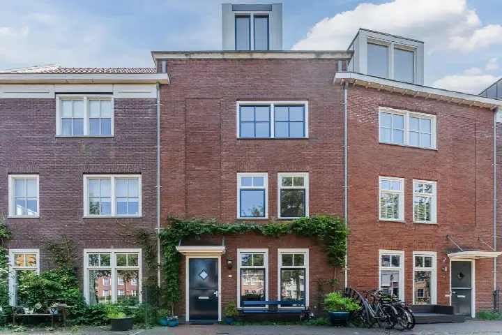 Tussenwoning te koop: Sparrendaal 16, Vleuterweide-Noord/Oost/Centrum Vleuten
