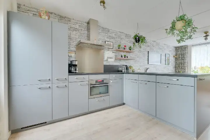 Tussenwoning te koop: Sparrenlaan 30C, Bomenbuurt Heerhugowaard