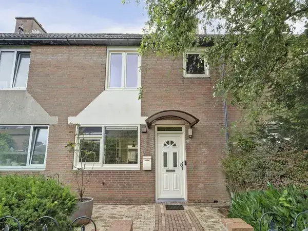 Tussenwoning te koop: Specht 25, Hoogvliet Zuid Hoogvliet Rotterdam