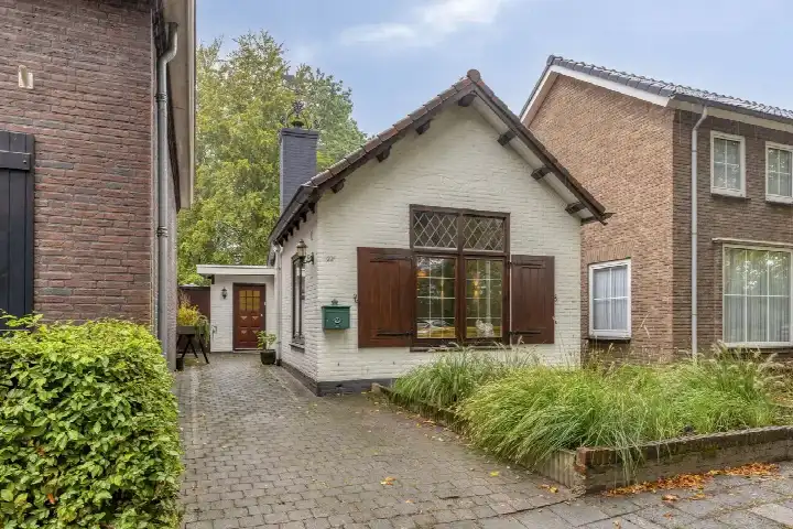 Vrijstaande woning te koop: Speelheuvelstraat 23A, Someren centrum Someren