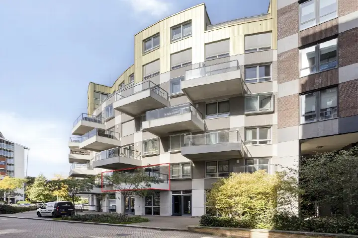Appartement te koop: Spiegeltuin 15, Paleiskwartier 'S-Hertogenbosch