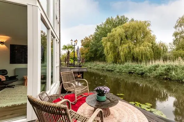 Tussenwoning te koop: Spitsbergen 48, Eilandenbuurt Noord Almere