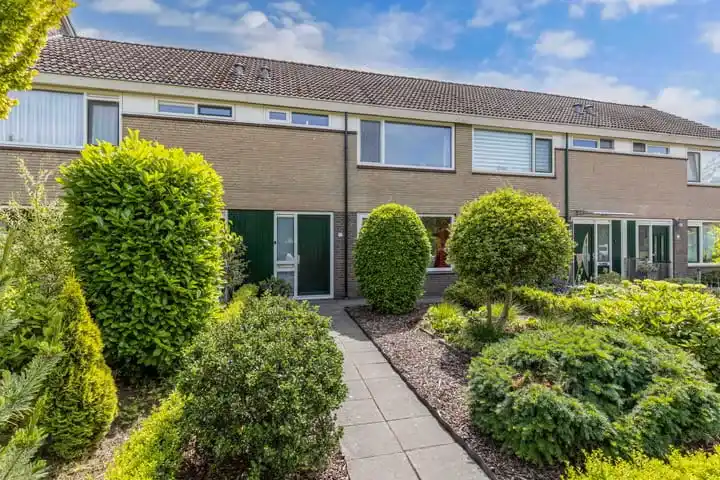Tussenwoning te koop: Splitting 26, De Venen zuid Drachten
