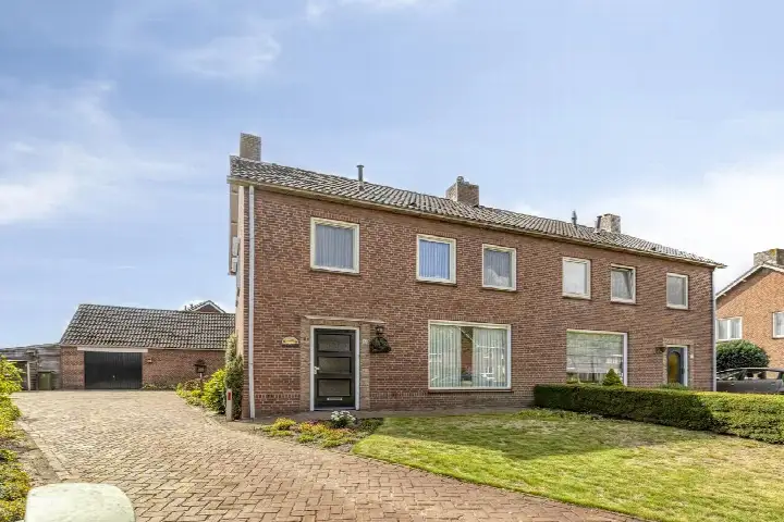 Twee-onder-één-kap te koop: Spoordonkseweg 86, Spoordonk Oirschot