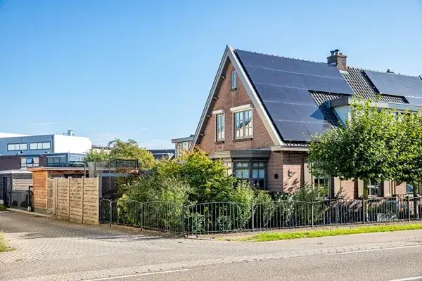 Semi-detached for sale: Spoorstraat 51, Kesteren Kesteren