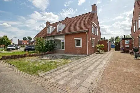 Semi-detached for sale: Sportlaan 10, Nieuw-Buinen Oost Nieuw-Buinen