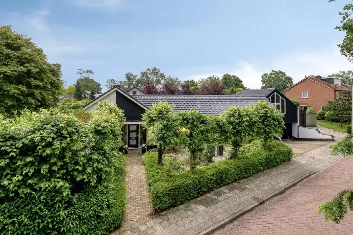 Vrijstaande woning te koop: Sportlaan 32, Losser-Oost Losser