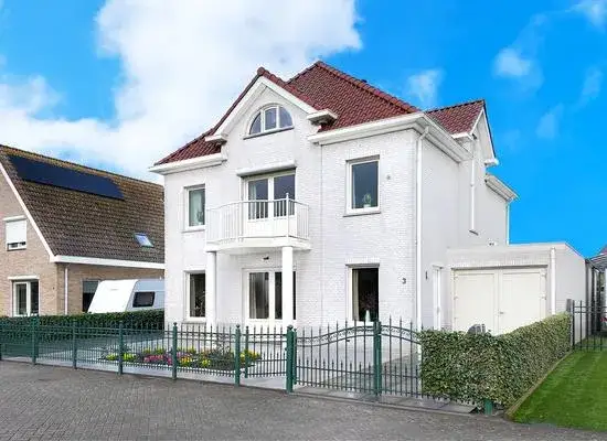 Vrijstaande woning te koop: Sportring 3, Fijnaart Fijnaart
