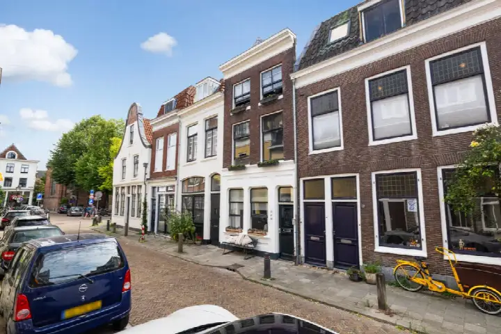 Appartement te koop: Springweg 153, Springweg en omgeving Geertebuurt Utrecht