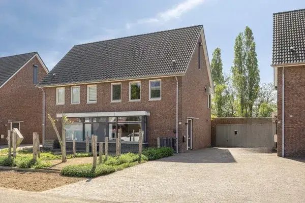 Semi-detached for sale: Sprokkelveld 67A, Sprokkelveld Milsbeek