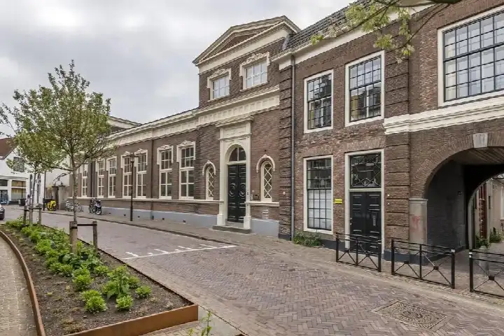 Appartement te koop: St. Agnietenstraat 28B, Binnenstad Tiel