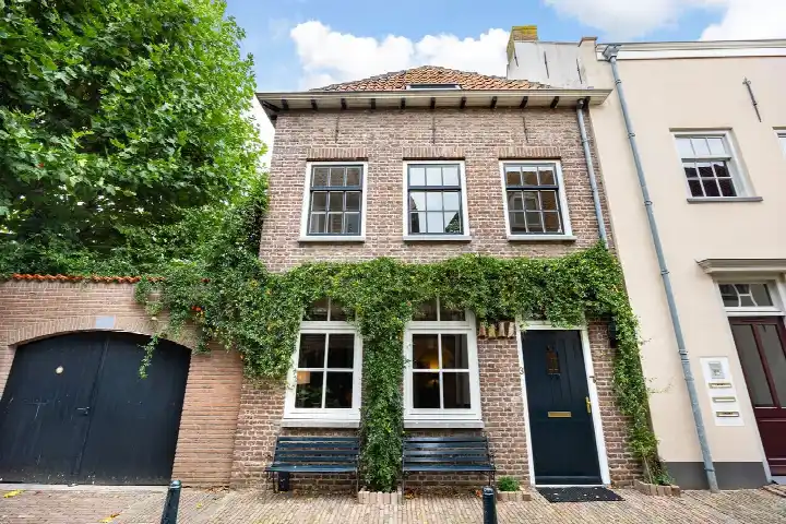 Appartement te koop: St.Jorisstraat 3, Binnenstad-Grave Grave