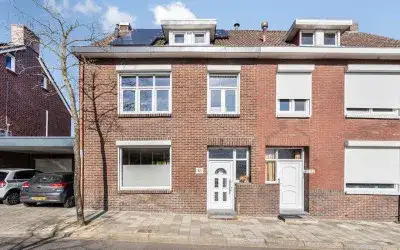 Tussenwoning te koop: St. Josephstraat 61, De Dem en omgeving Hoensbroek