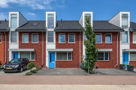 Terraced house for rent: Staatsspoor 70, Schuytgraaf-Noord Arnhem