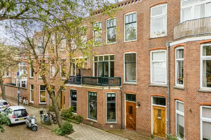 Tussenwoning te koop: Stadhouderslaan 31, Tuinstadwijk Leiden