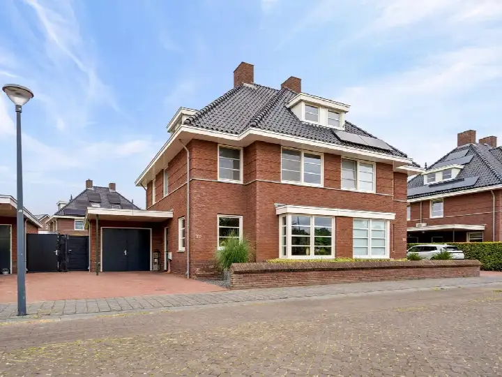 Twee-onder-één-kap te koop: Stalreep 102, Eikenheuvel Uden