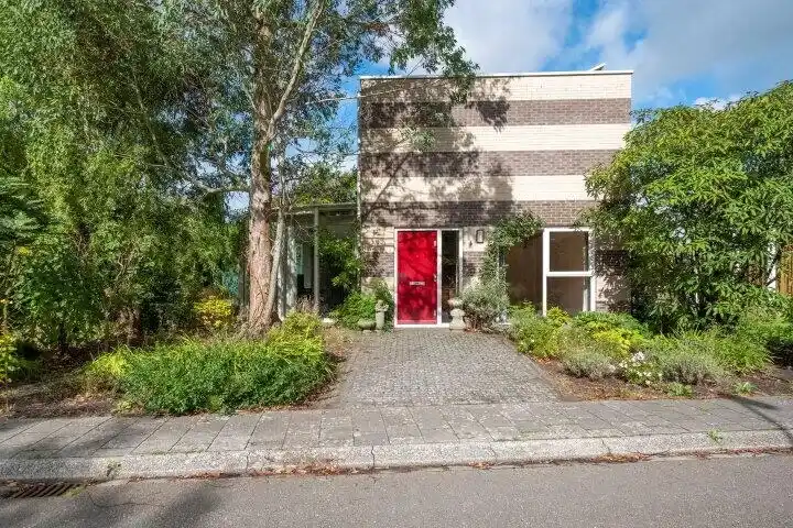 Vrijstaande woning te koop: Stamstraat 4, De Hunze Groningen
