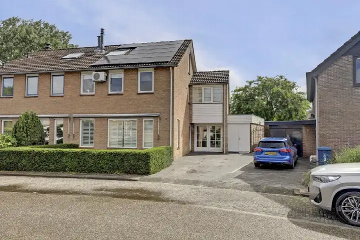 Semi-detached for sale: Standerdmolen 5, Molenbuurt I Vianen