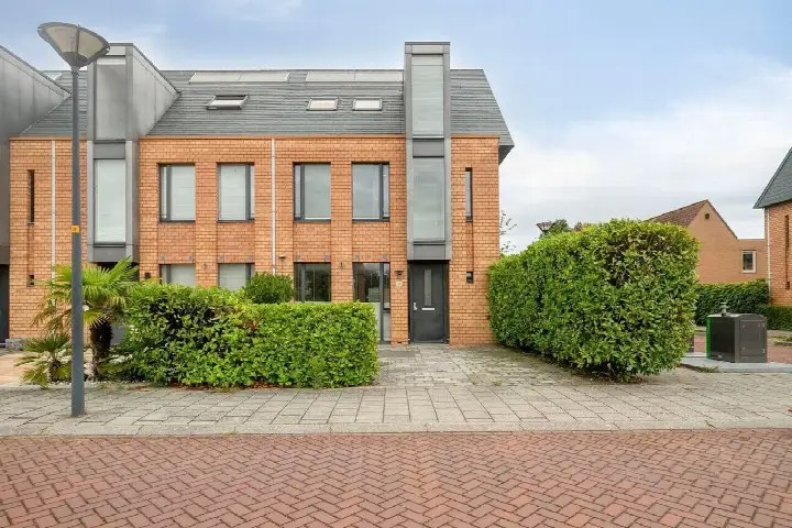 Hoekwoning te koop: Stanislas 14, Hoofddorp Floriande Oost Hoofddorp