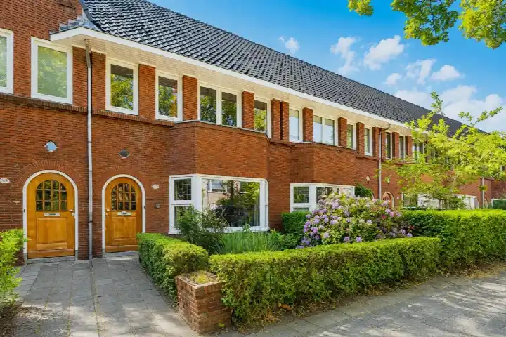 Tussenwoning te koop: Star Numanstraat 47, Professorenbuurt Groningen
