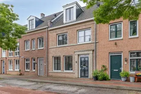 Tussenwoning te koop: Statenlaan 98, De Veste Helmond