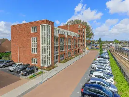 Apartment for rent: Stationsplein 32, Pijnacker-Centrum/Dorp Pijnacker