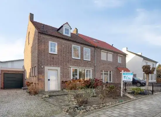 Semi-detached for sale: Stationsstraat 67, Gronsveld Gronsveld